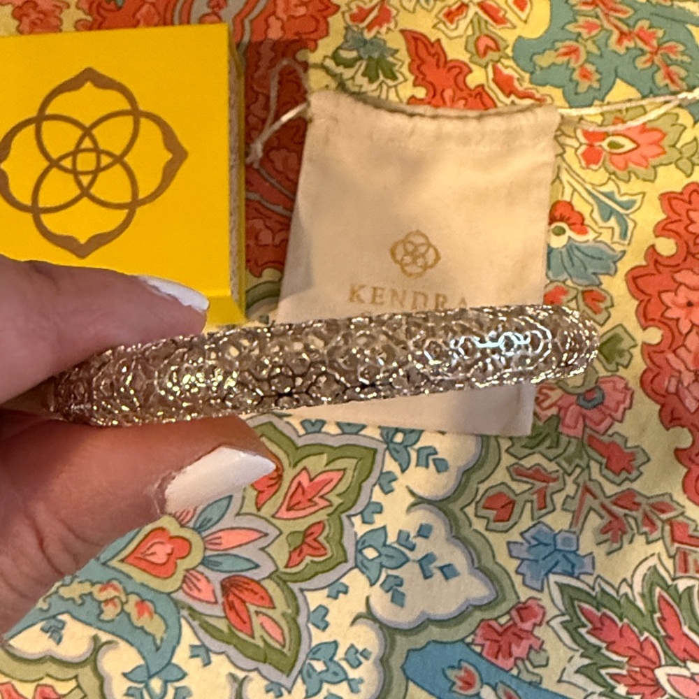 Kendra Scott Abbie Bangle - Picture 2 of 5